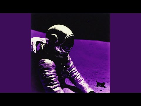 LOST ASTRONAUT (ULTRA SLOWED) – PINKY SMASH
